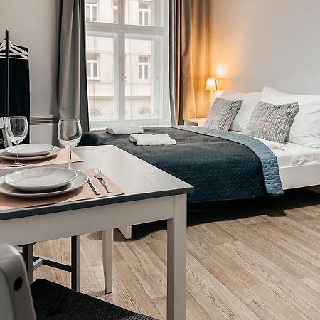 Elso Apartments Прага Экстерьер фото