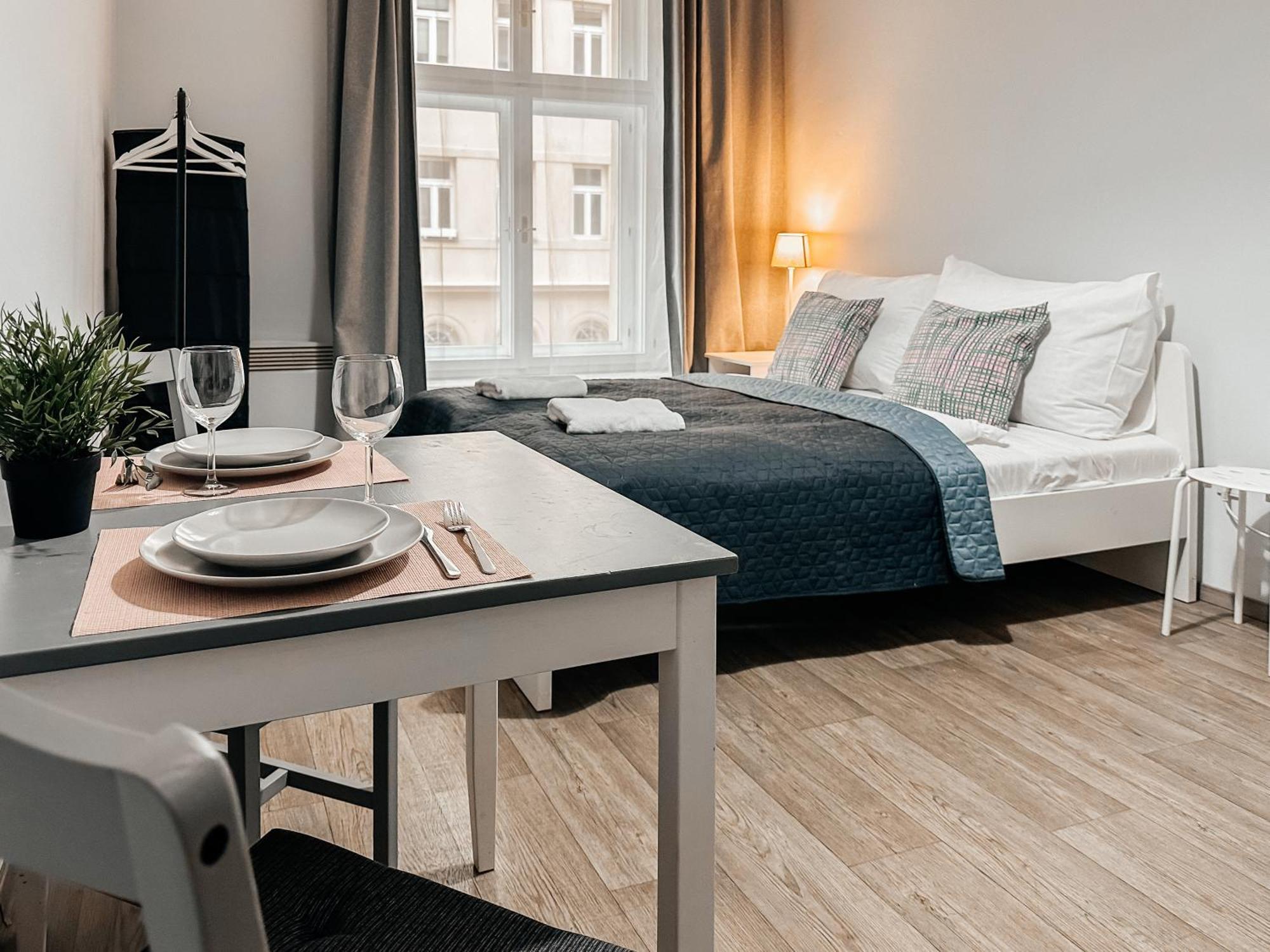 Elso Apartments Прага Экстерьер фото